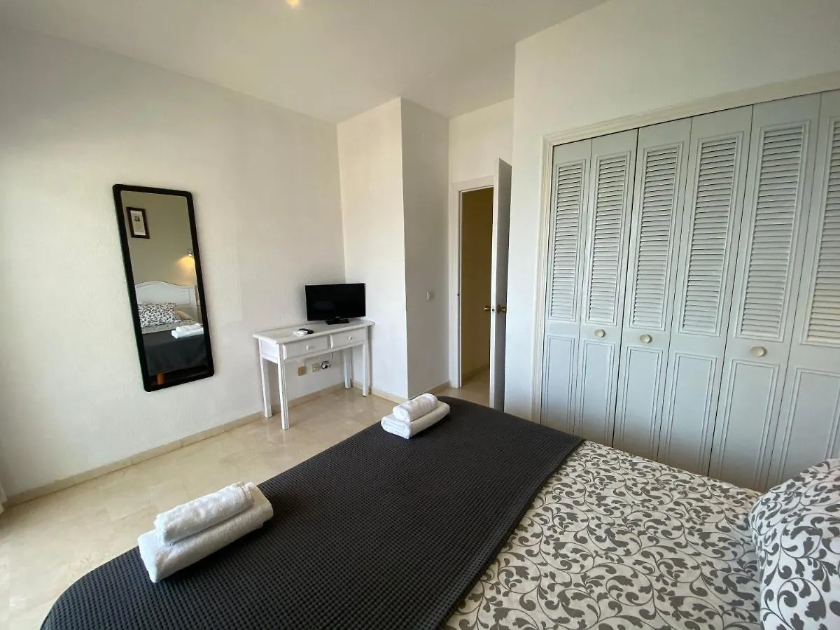 Apartamentos Turisticos Castillo Del Vigia Torremolinos